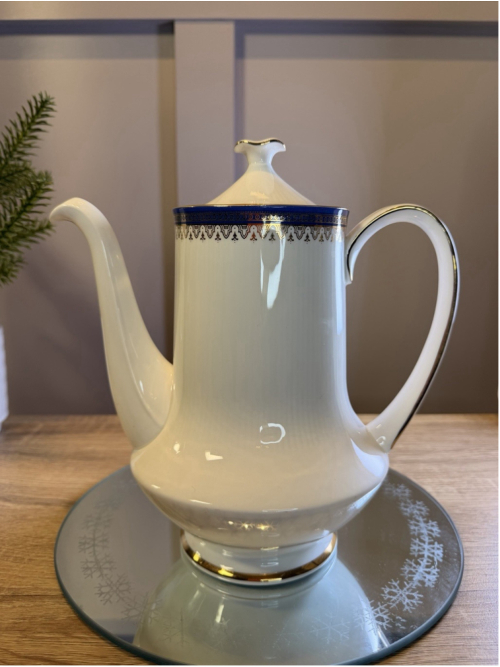 Paragon Sandringham Fine Bone China Coffee Pot Gold Trim Vintage